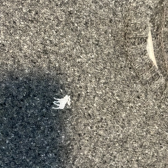 Abercrombie and fitch x-large sweater - Picture 2 of 3